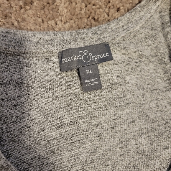 Market & Spruce Blouse - Picture 4 of 4